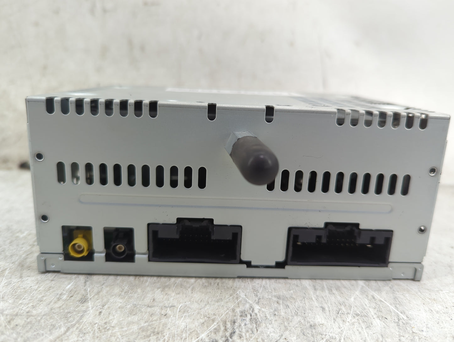 2013 Ford Explorer Radio AM FM Cd Player Receiver Replacement P/N:PU-3617L-A DB5T-19C107-FC, 276-1056-22 Fits OEM Used Auto 