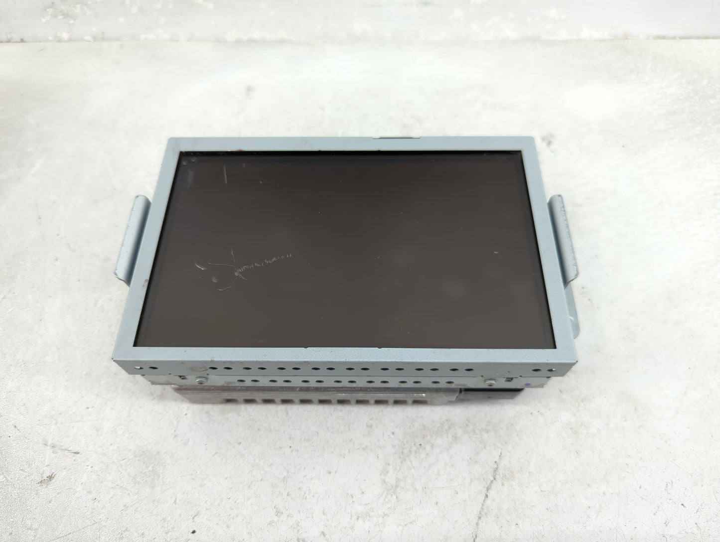 2013-2014 Ford Explorer Information Display Screen - Oemusedautoparts1.com