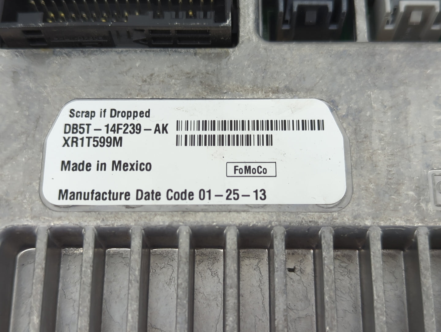 2013-2014 Ford Explorer Information Display Screen - Oemusedautoparts1.com