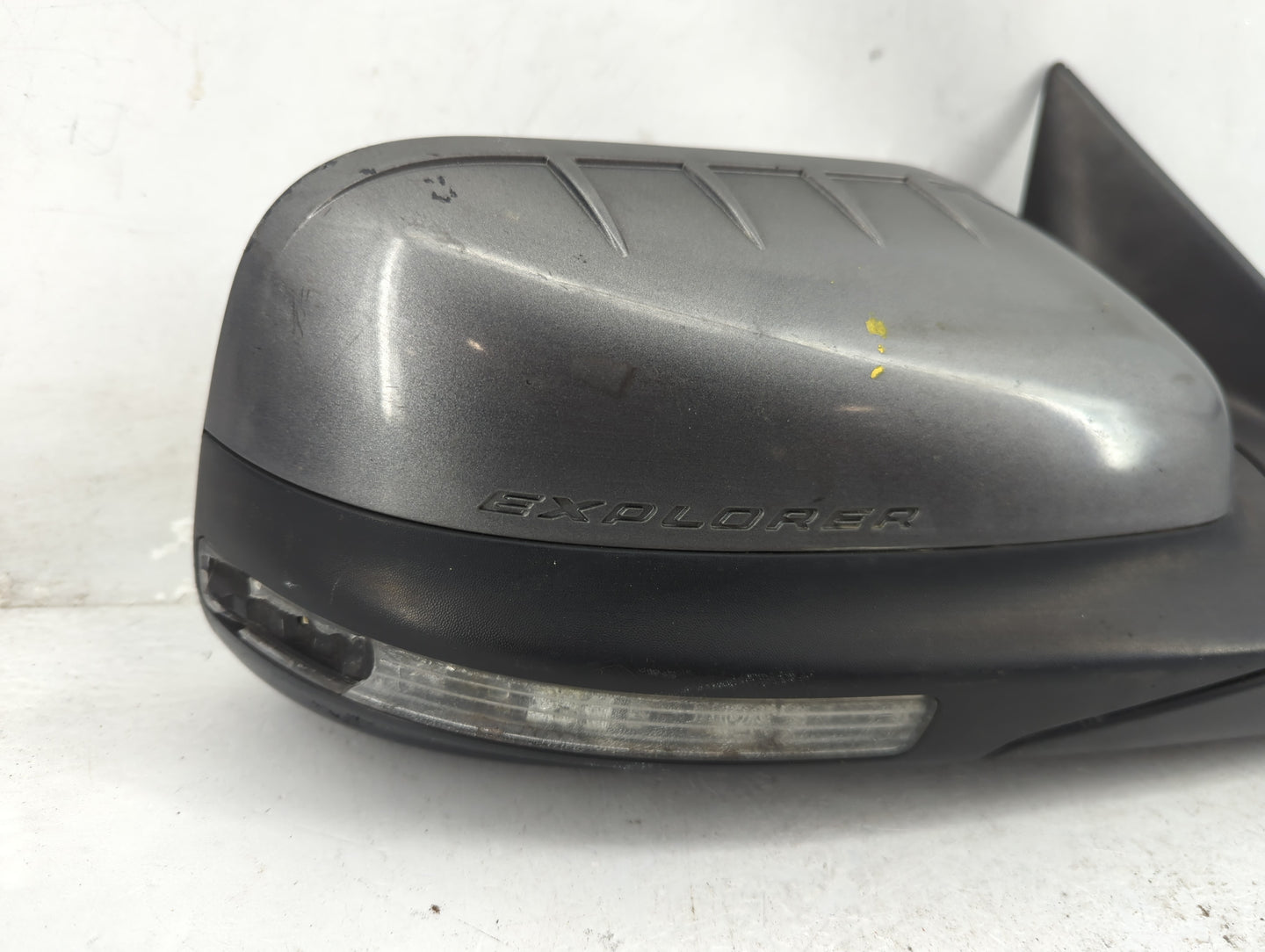2011-2015 Ford Explorer Passenger Side View Mirror - Right Door Mirror OEM Used - Oemusedautoparts1.com