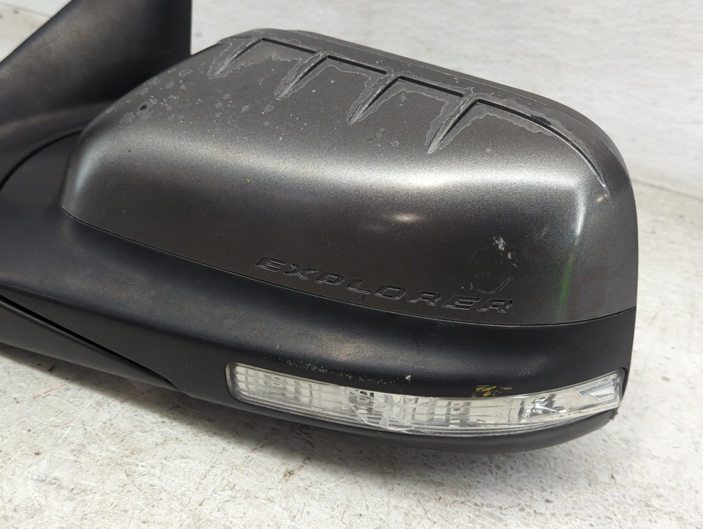 2011-2015 Ford Explorer Driver Side View Mirror - Left Door Mirror OEM Used - Oemusedautoparts1.com