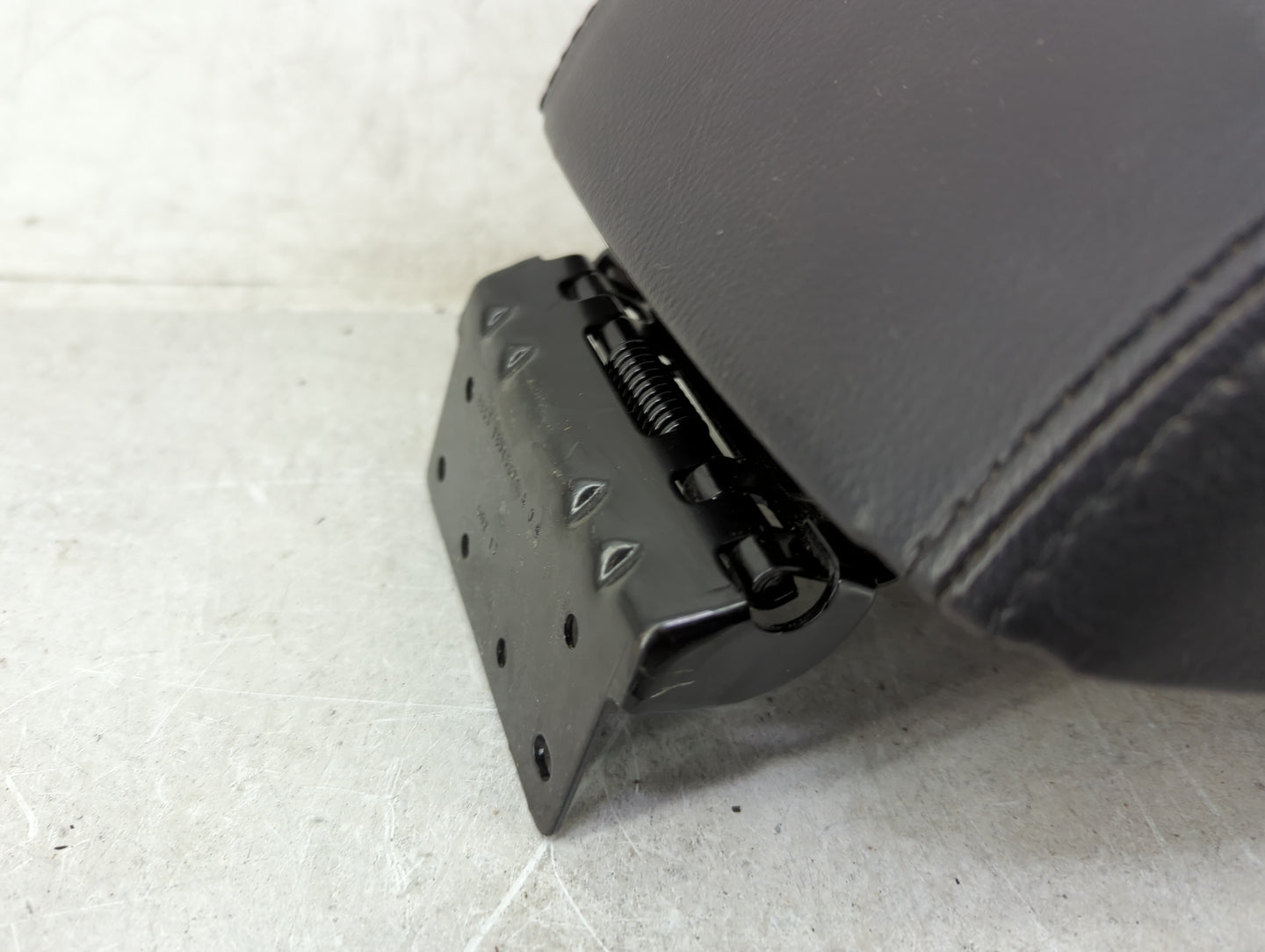 2013 Ford Explorer Center Console Armrest Cover Lid Fits OEM Used Auto Parts - Oemusedautoparts1.com