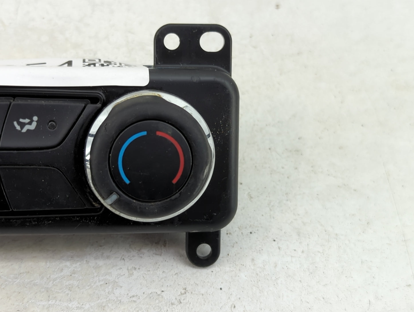 2013 Ford Explorer Climate Control Module Temperature AC/Heater Replacement P/N:U107T 19980 Fits OEM Used Auto Parts - Oemus