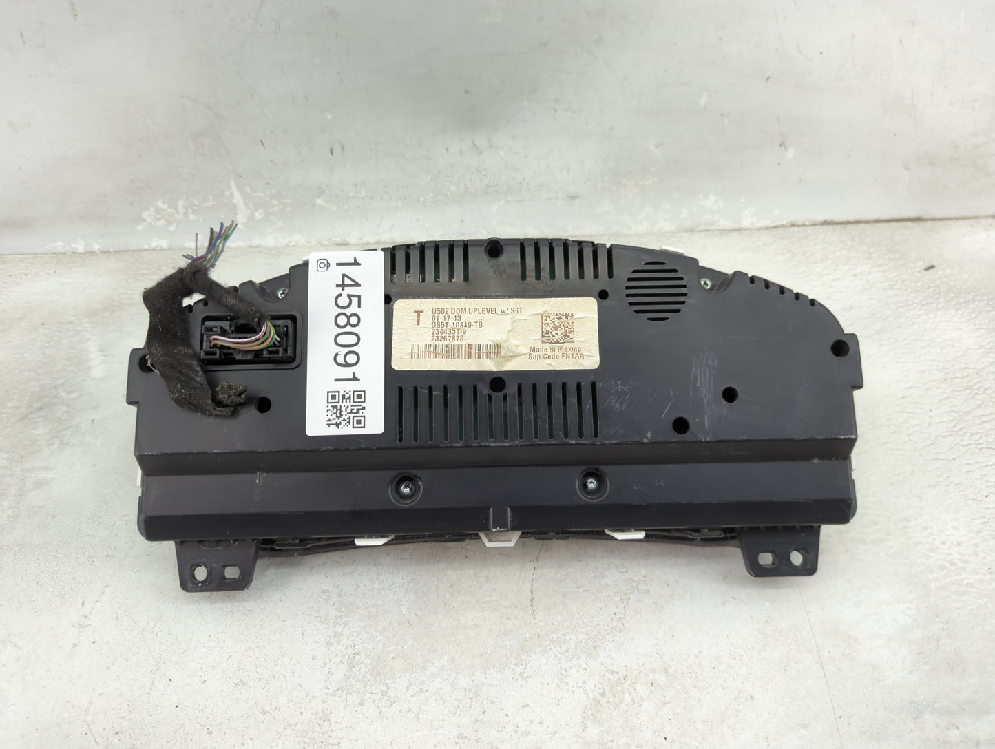 2013 Ford Explorer Instrument Cluster Speedometer Gauges P/N:DB5T-10849-TB 2344351-9, 23267878 Miles: Fits OEM Used Auto Par
