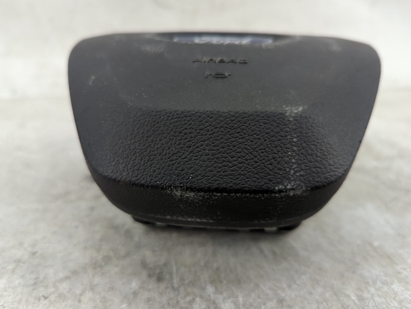2013 Ford Explorer Air Bag Driver Left Steering Wheel Mounted Black - Oemusedautoparts1.com
