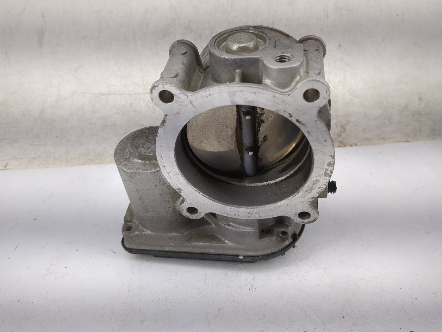 2011-2019 Ford Explorer Throttle Body P/N:AT4E-EF 13018400511 Fits Fits 2011 2012 2013 2014 2015 2016 2017 2018 2019 OEM Use