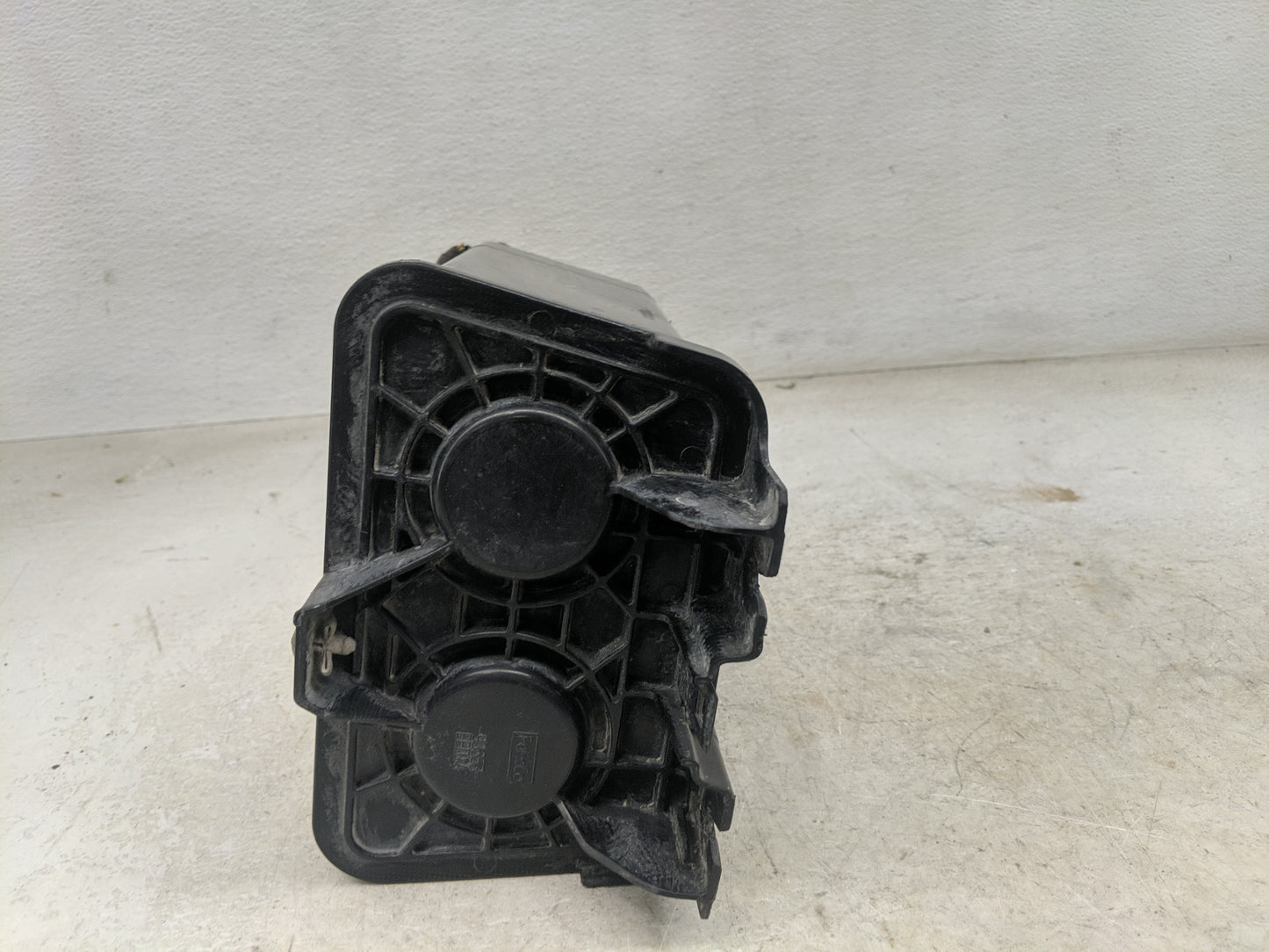 2013 Ford Explorer Fuel Vapor Charcoal Canister 1461919 - Oemusedautoparts1.com