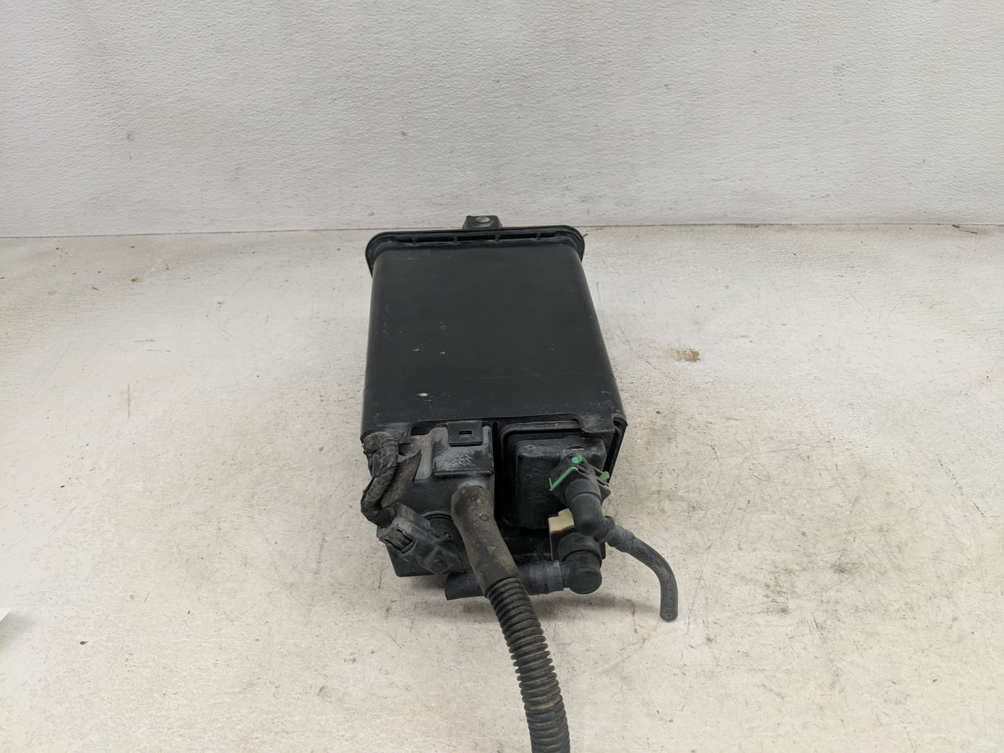 2013 Ford Explorer Fuel Vapor Charcoal Canister 1461919 - Oemusedautoparts1.com
