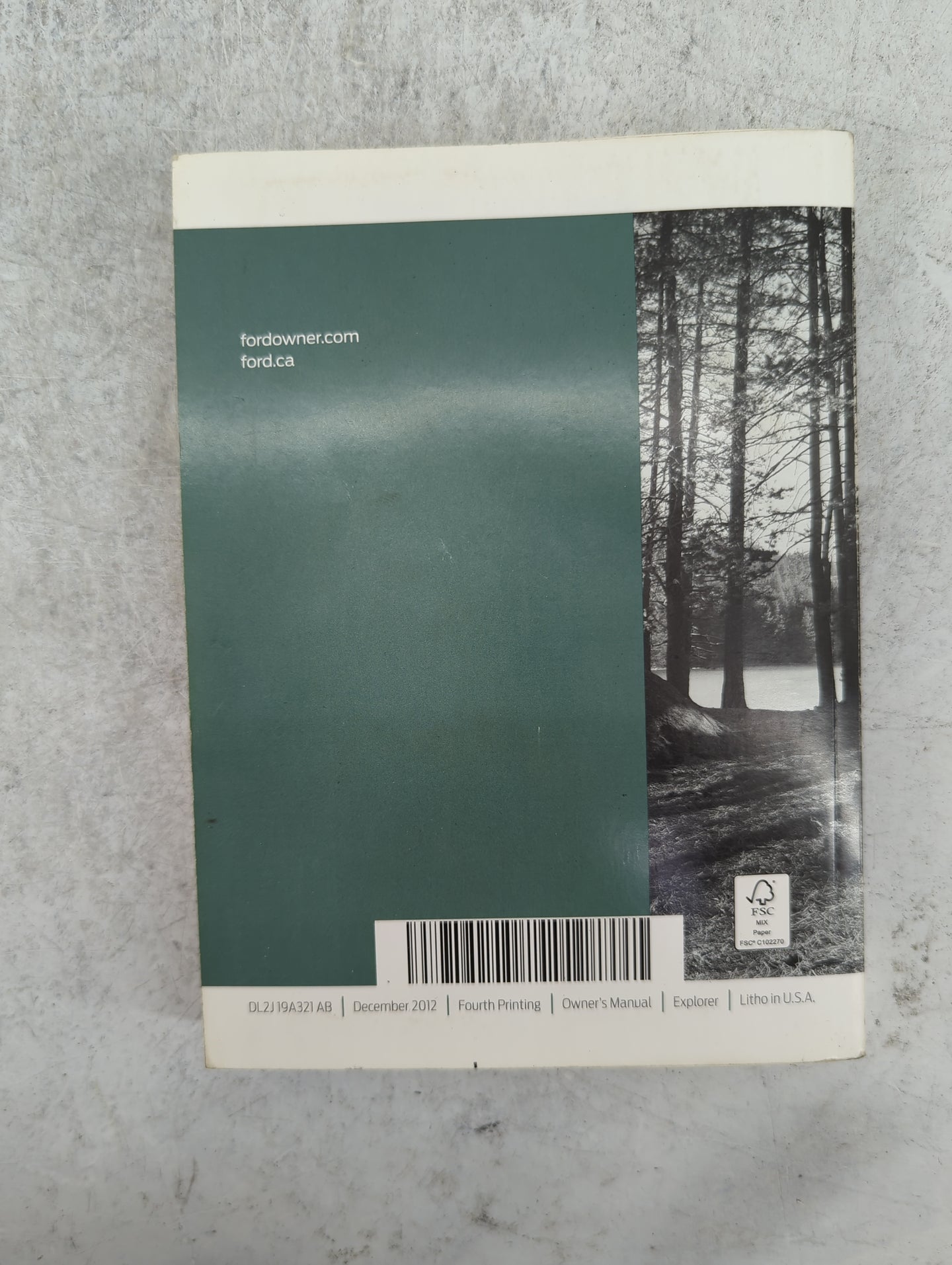 2013 Ford Explorer Owners Manual Book Guide P/N:DL2J19A321AB OEM Used Auto Parts - Oemusedautoparts1.com