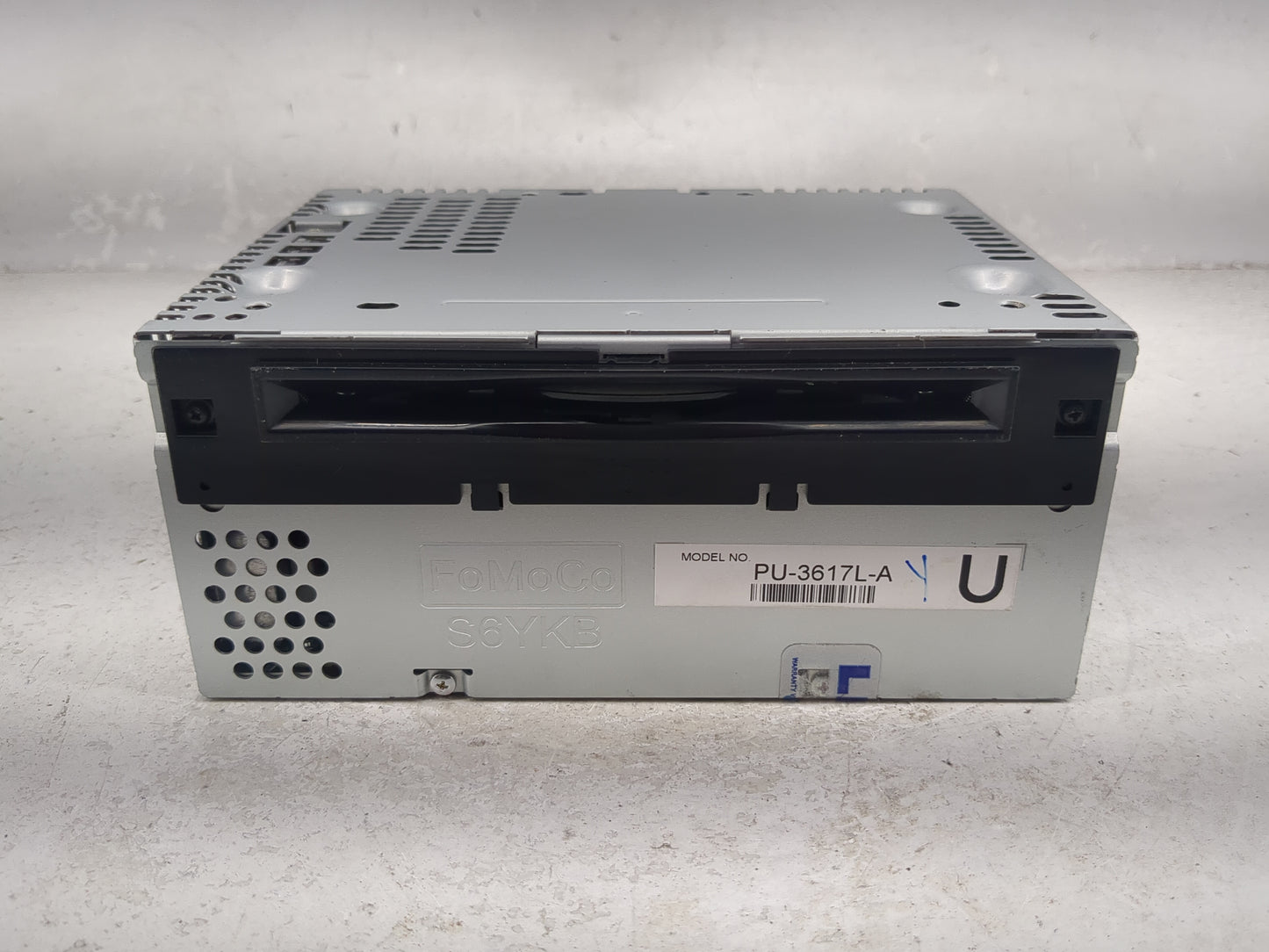 2013 Ford Explorer Radio AM FM Cd Player Receiver Replacement P/N:PU-3617L-A DB5T-19C107-FC Fits OEM Used Auto Parts - Oemus