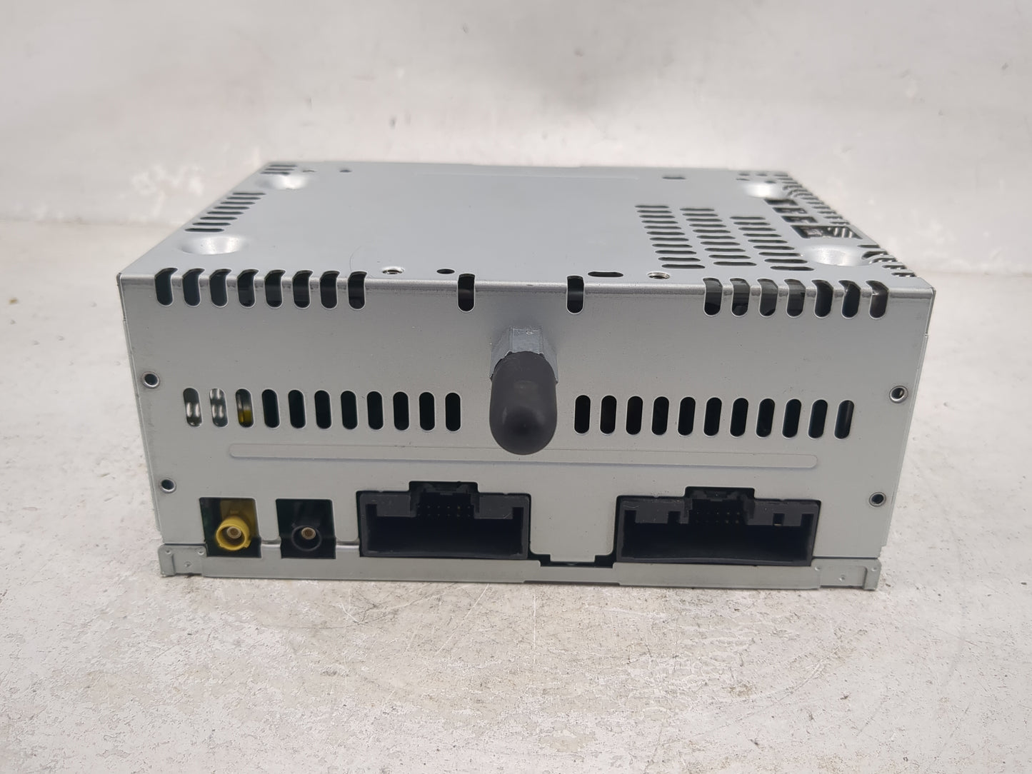 2013 Ford Explorer Radio AM FM Cd Player Receiver Replacement P/N:PU-3617L-A DB5T-19C107-FC Fits OEM Used Auto Parts - Oemus