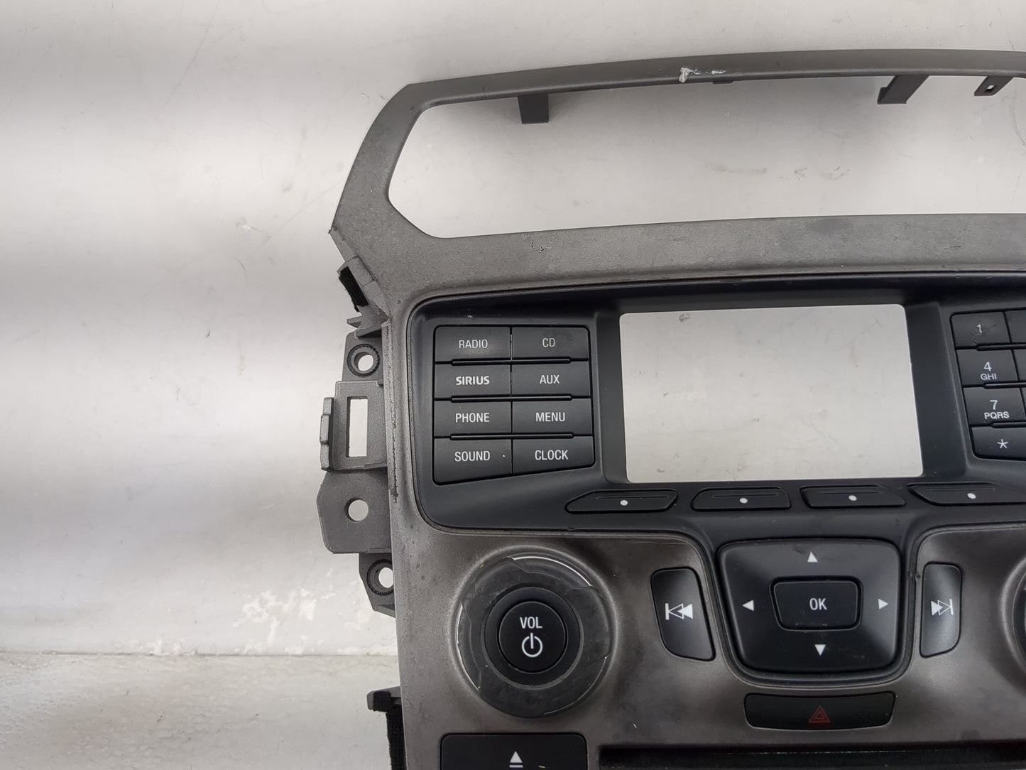 2013-2013 Ford Explorer Radio Control Panel 1475713 - Oemusedautoparts1.com