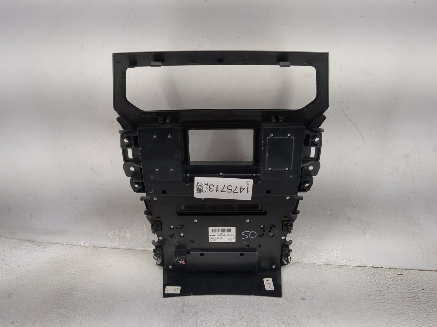 2013-2013 Ford Explorer Radio Control Panel 1475713 - Oemusedautoparts1.com