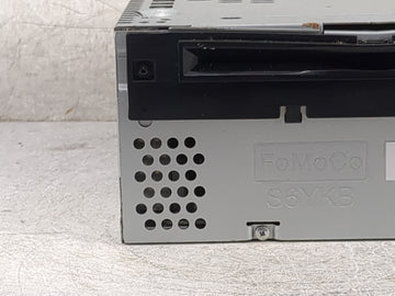 2013 Ford Explorer Radio AM FM Cd Player Receiver Replacement P/N:PU-3617L-D DB5T19C107FD, A12667137 Fits OEM Used Auto Parts