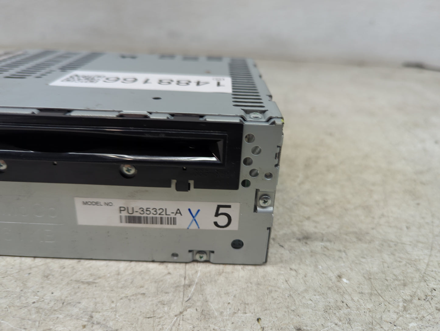 2013 Ford Explorer Radio AM FM Cd Player Receiver Replacement P/N:DB5T-19C107-BC PU-3532L-A, 276-1077-01 Fits OEM Used Auto 