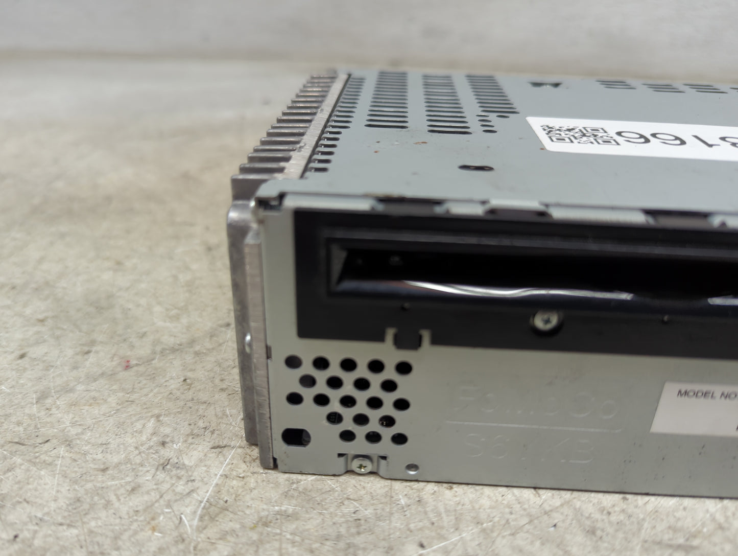 2013 Ford Explorer Radio AM FM Cd Player Receiver Replacement P/N:DB5T-19C107-BC PU-3532L-A, 276-1077-01 Fits OEM Used Auto 