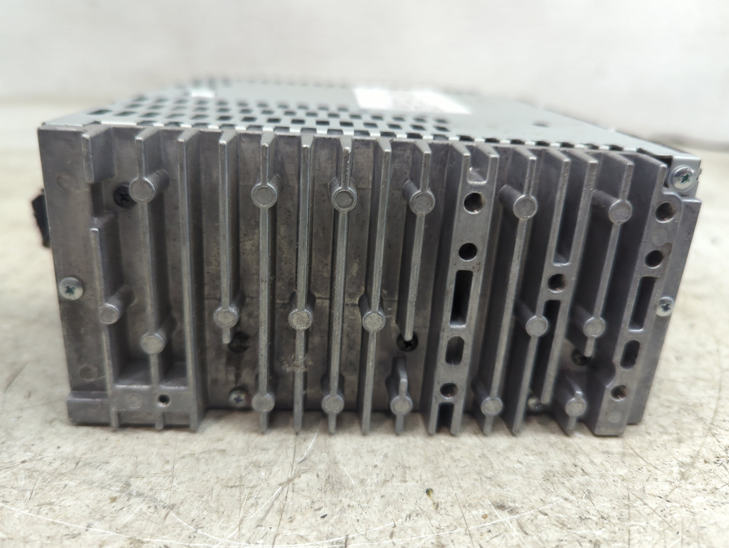 2013 Ford Explorer Radio AM FM Cd Player Receiver Replacement P/N:DB5T-19C107-BC PU-3532L-A, 276-1077-01 Fits OEM Used Auto 