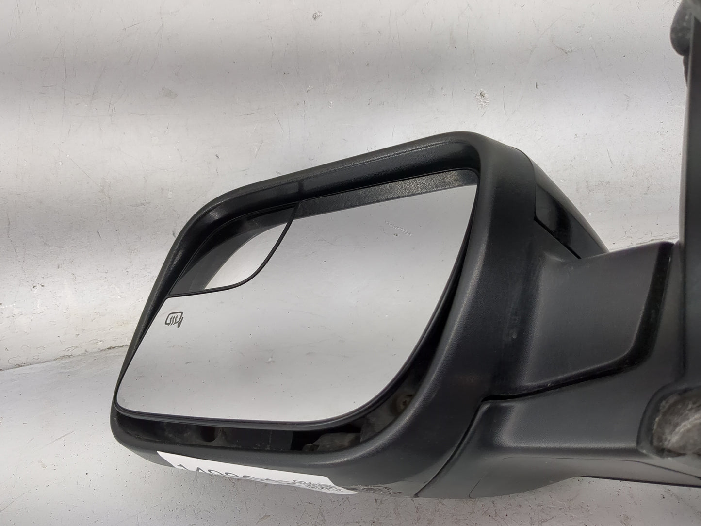 2013 Ford Explorer Driver Side View Mirror - Left Door Mirror OEM Used - Oemusedautoparts1.com