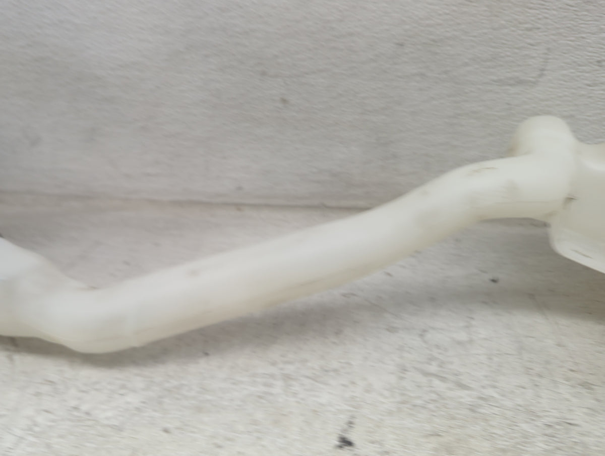 2011-2015 Ford Explorer Windshield Washer Fluid Reservoir Bottle Oem 1499506 - Oemusedautoparts1.com