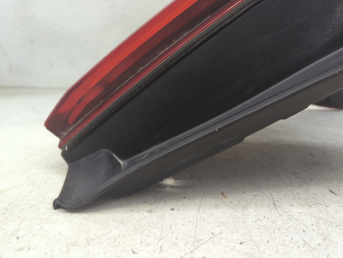 2011-2015 Ford Explorer Passenger Side View Mirror - Right Door Mirror OEM Used - Oemusedautoparts1.com