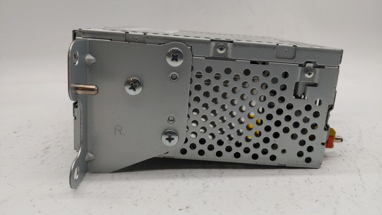 2013 Ford Explorer Radio AM FM Cd Player Receiver Replacement P/N:DB5T-19C107-CB DB5T-19C107-CC Fits OEM Used Auto Parts - O