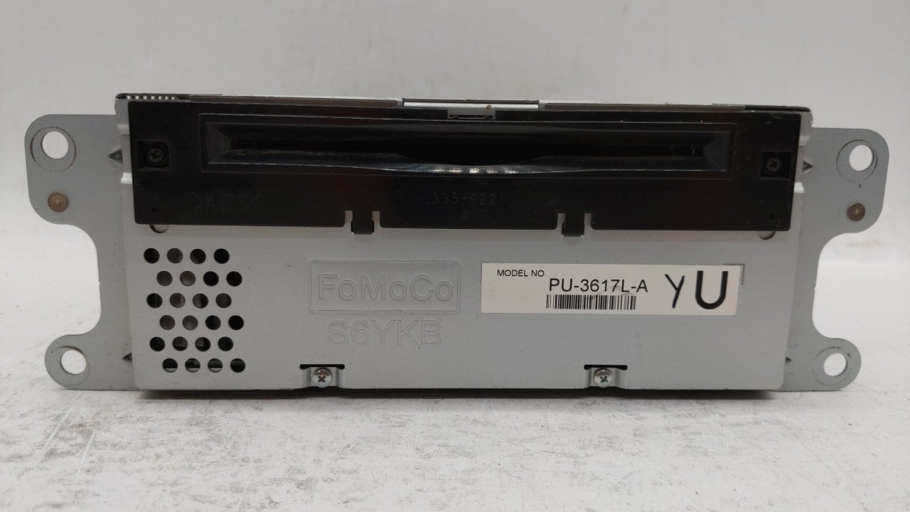 2013 Ford Explorer Radio AM FM Cd Player Receiver Replacement P/N:DB5T-19C107-FC DB5T-19C107-FD Fits OEM Used Auto Parts - O