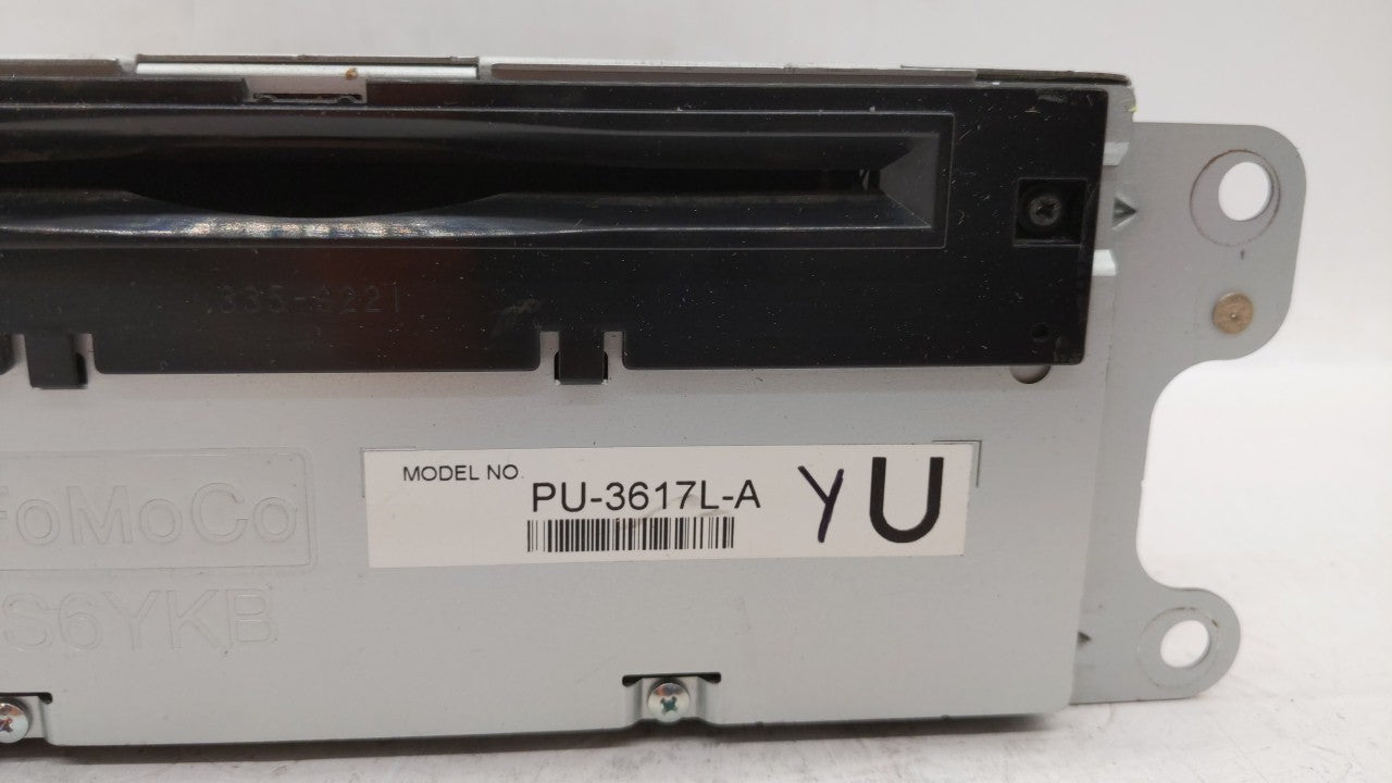 2013 Ford Explorer Radio AM FM Cd Player Receiver Replacement P/N:DB5T-19C107-FC DB5T-19C107-FD Fits OEM Used Auto Parts - O