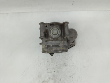 2011-2019 Ford Explorer Throttle Body P/N:AT4E-EF AT4E-9F991-EL Fits Fits 2011 2012 2013 2014 2015 2016 2017 2018 2019 OEM Used Auto Parts
