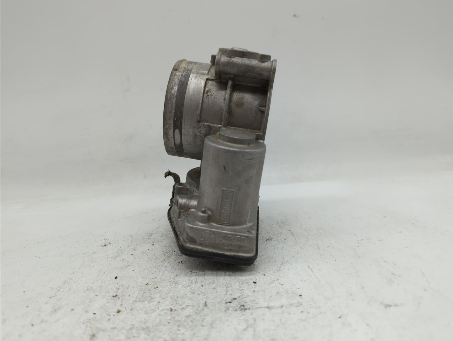 2011-2019 Ford Explorer Throttle Body P/N:AT4E-EF AT4E-9F991-EL Fits Fits 2011 2012 2013 2014 2015 2016 2017 2018 2019 OEM U