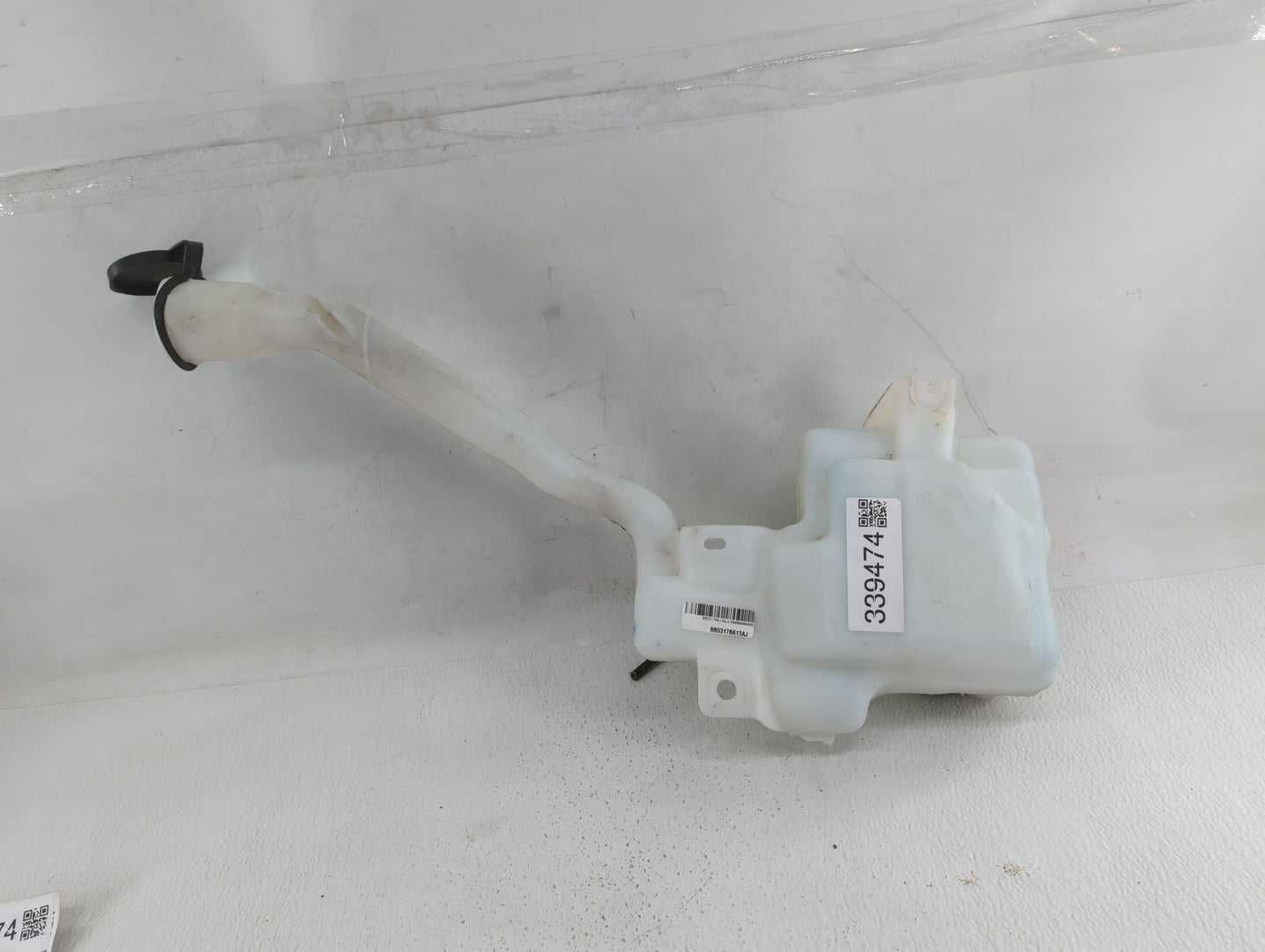 Ford Explorer Radiator Coolant Overflow Expansion Tank Bottle - Oemusedautoparts1.com