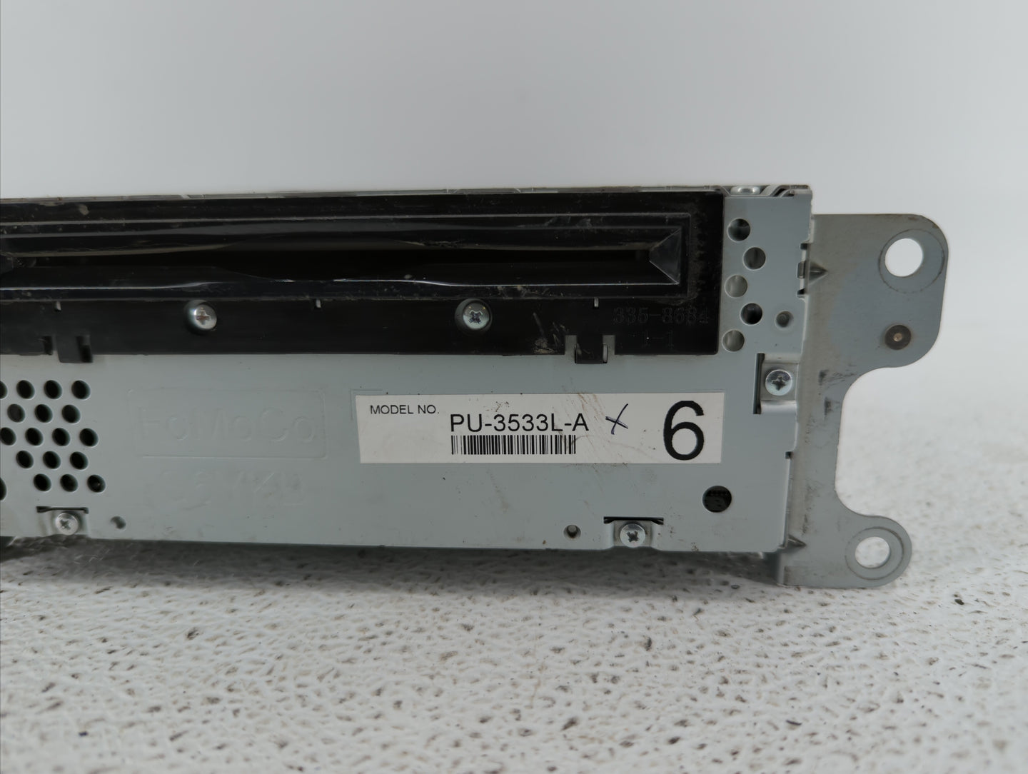 2013-2013 Ford Explorer Am Fm Cd Player Radio Receiver - Oemusedautoparts1.com