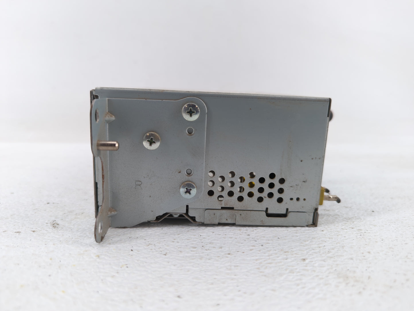 2013-2013 Ford Explorer Am Fm Cd Player Radio Receiver - Oemusedautoparts1.com