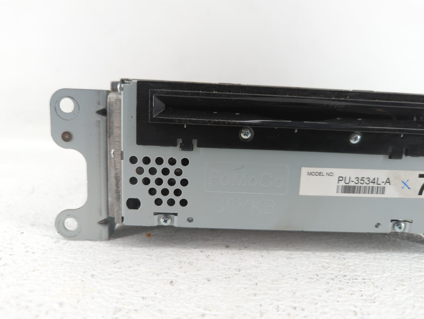 2013 Ford Explorer Radio AM FM Cd Player Receiver Replacement P/N:DB5T-19C107-DE DB5T-19C107-DD Fits OEM Used Auto Parts - O