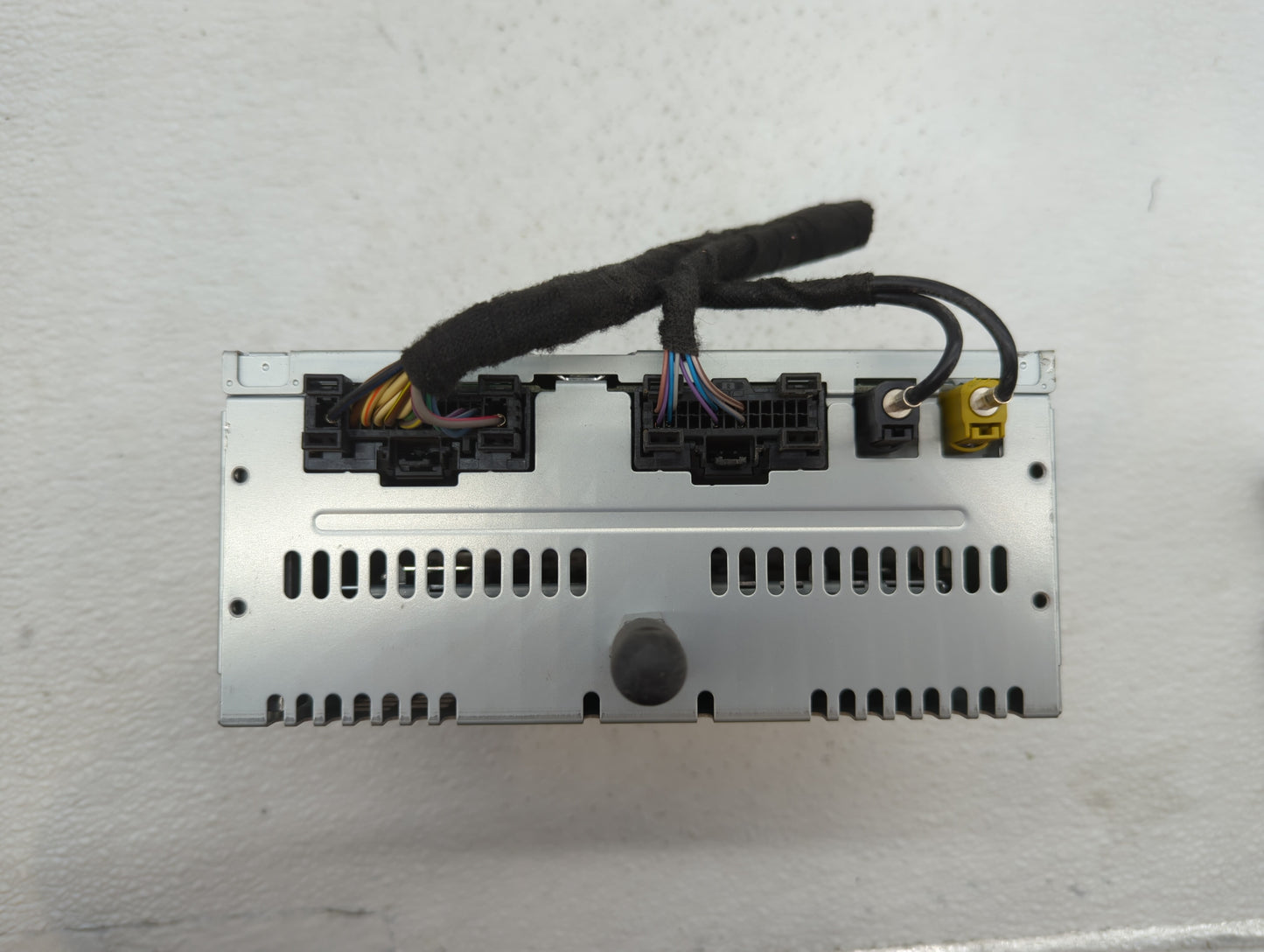 2013-2013 Ford Explorer Am Fm Cd Player Radio Receiver - Oemusedautoparts1.com