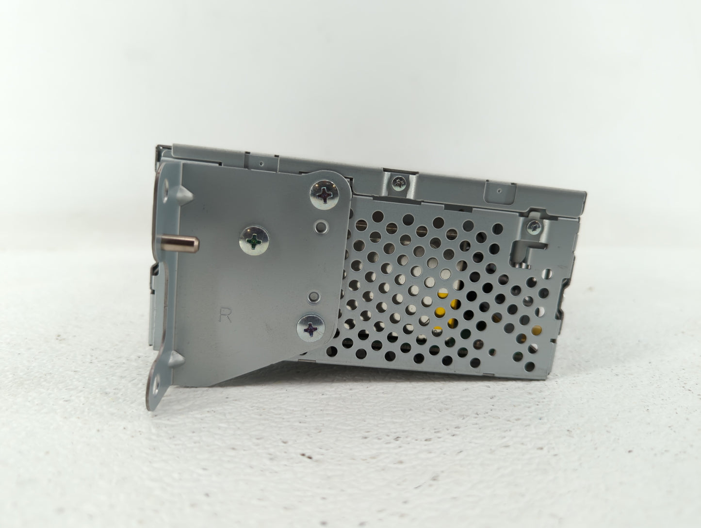 2013-2013 Ford Explorer Am Fm Cd Player Radio Receiver - Oemusedautoparts1.com