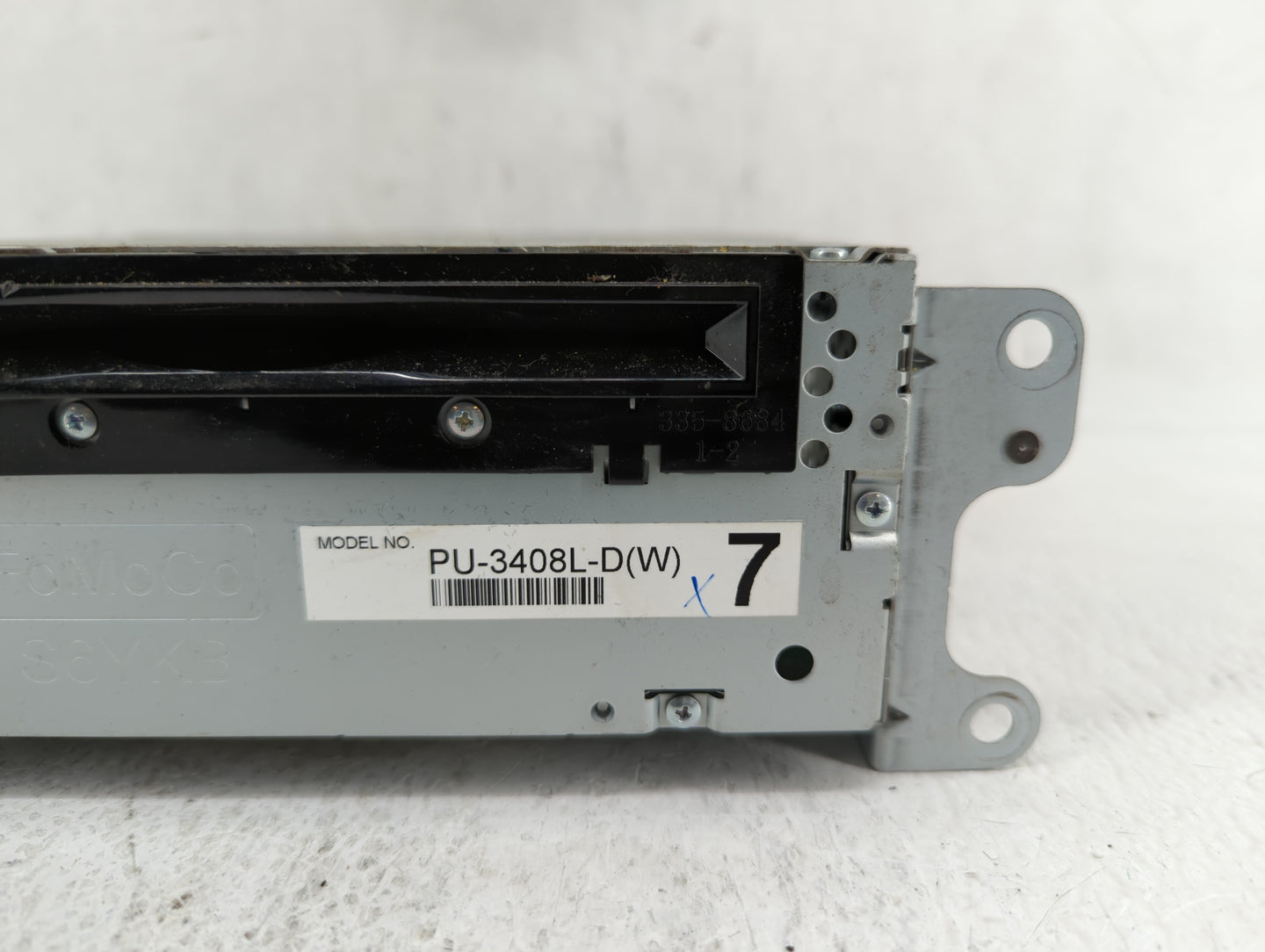 2013-2013 Ford Explorer Am Fm Cd Player Radio Receiver - Oemusedautoparts1.com