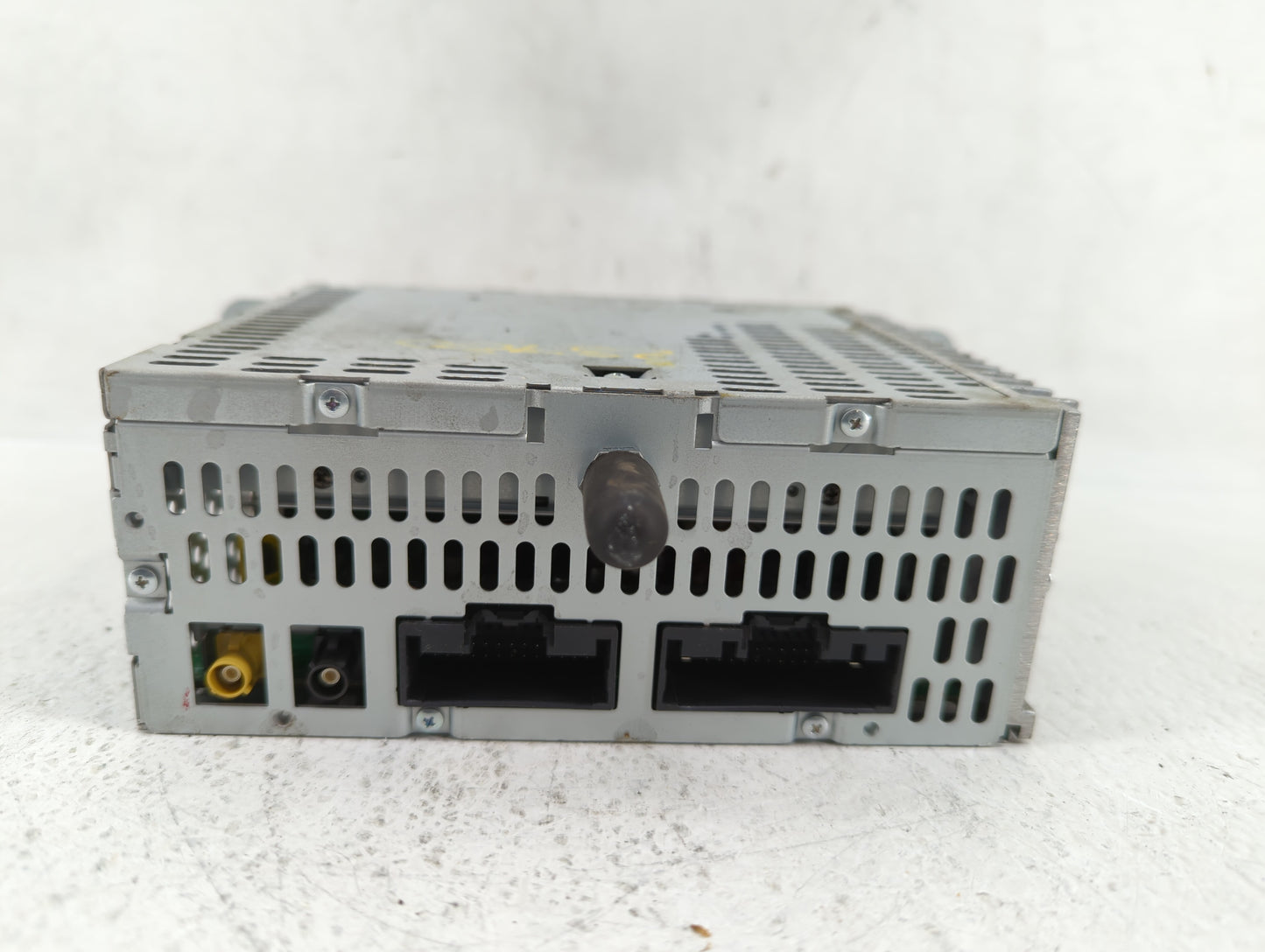 2013-2013 Ford Explorer Am Fm Cd Player Radio Receiver - Oemusedautoparts1.com