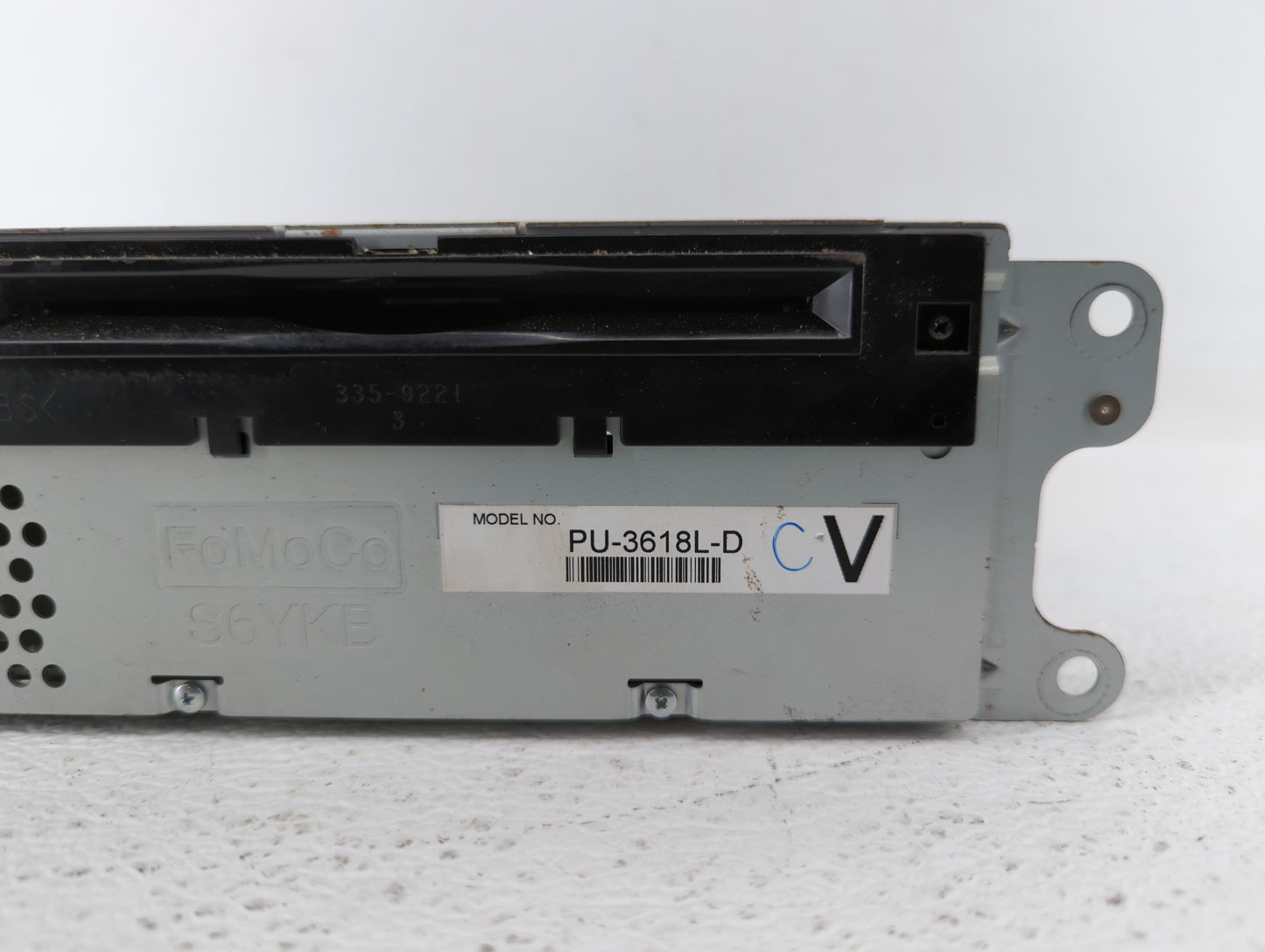 2013-2013 Ford Explorer Am Fm Cd Player Radio Receiver - Oemusedautoparts1.com