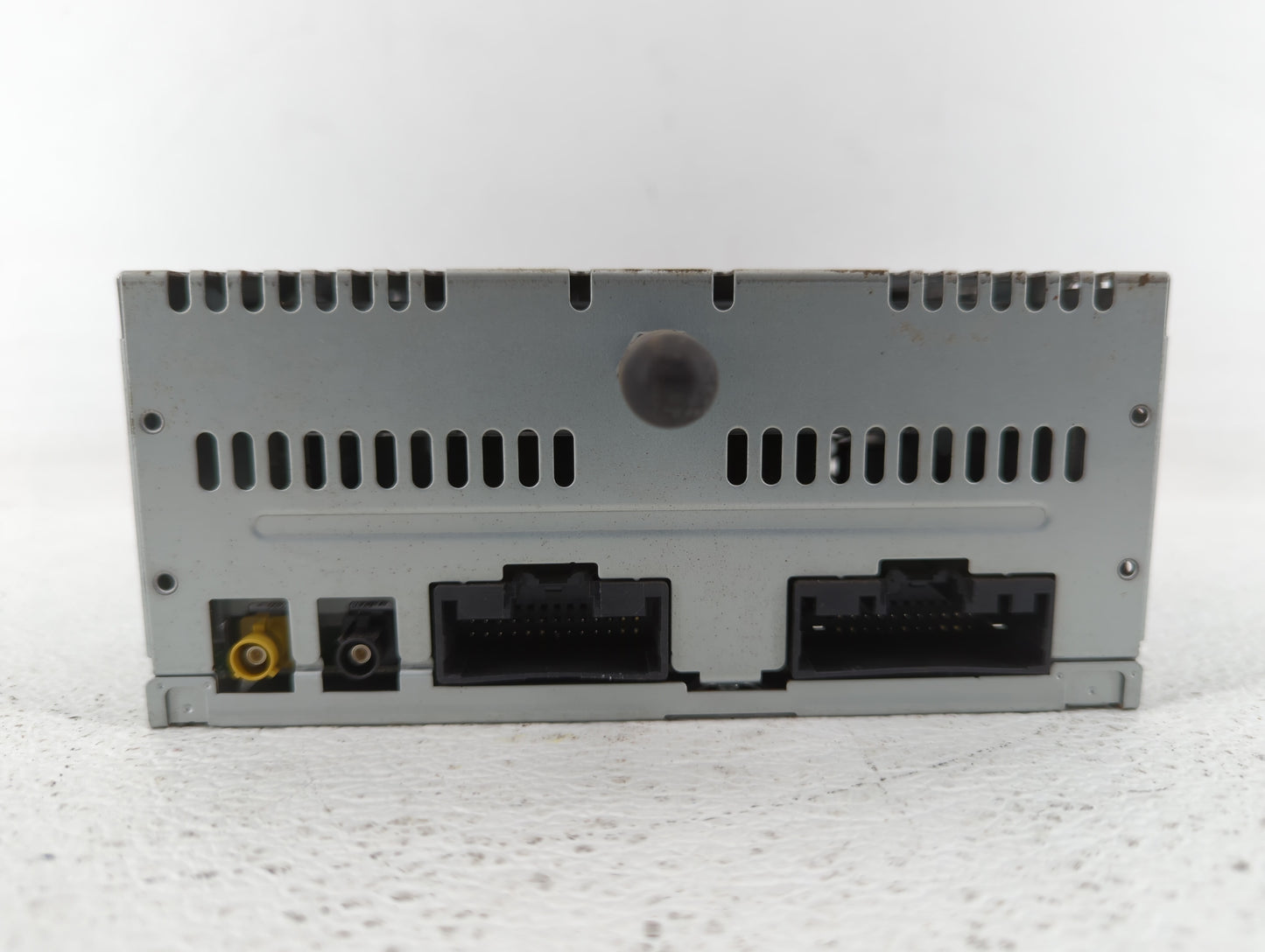 2013-2013 Ford Explorer Am Fm Cd Player Radio Receiver - Oemusedautoparts1.com