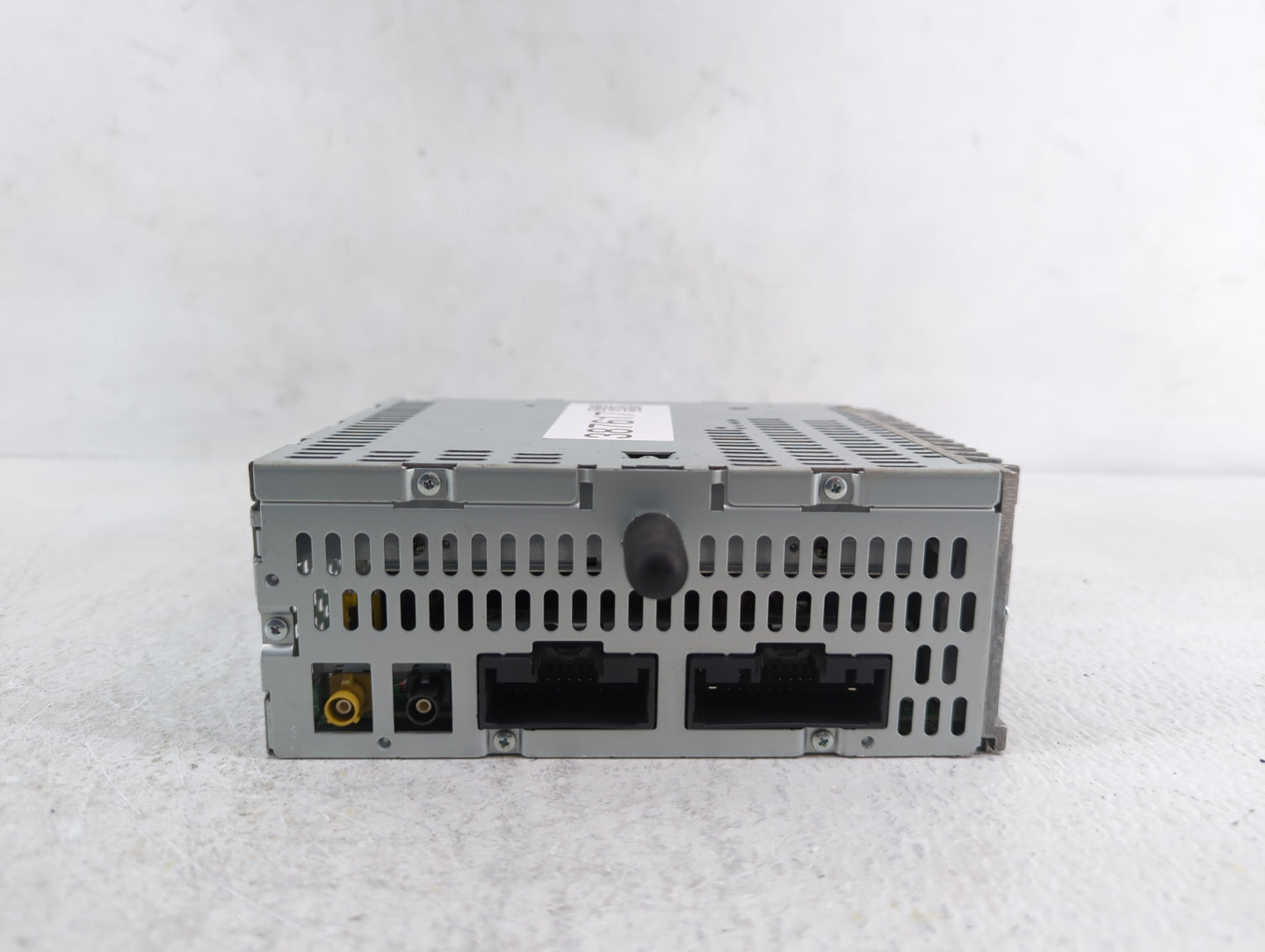 2013-2013 Ford Explorer Am Fm Cd Player Radio Receiver - Oemusedautoparts1.com
