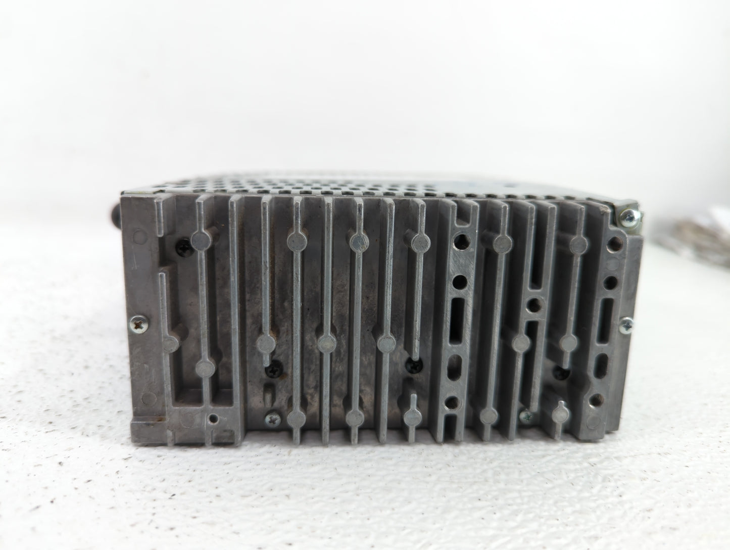 2013 Ford Explorer Radio AM FM Cd Player Receiver Replacement P/N:DB5T-19C107-CC DB5T-19C107-CB Fits OEM Used Auto Parts - O