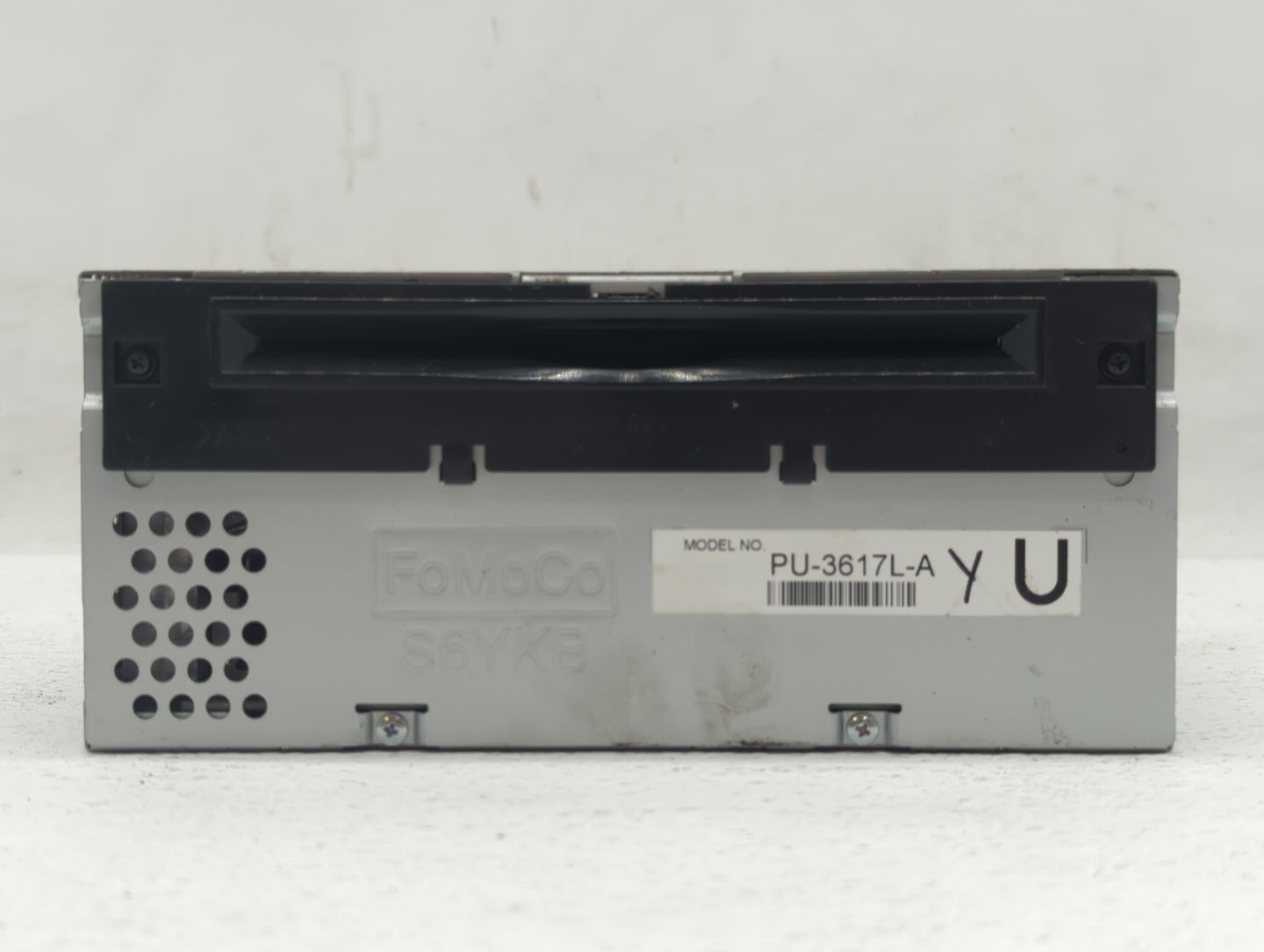2013-2013 Ford Explorer Am Fm Cd Player Radio Receiver - Oemusedautoparts1.com