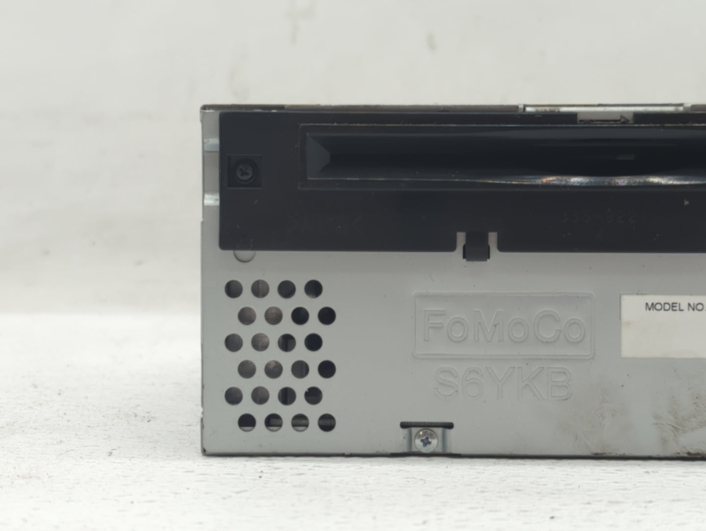2013-2013 Ford Explorer Am Fm Cd Player Radio Receiver - Oemusedautoparts1.com