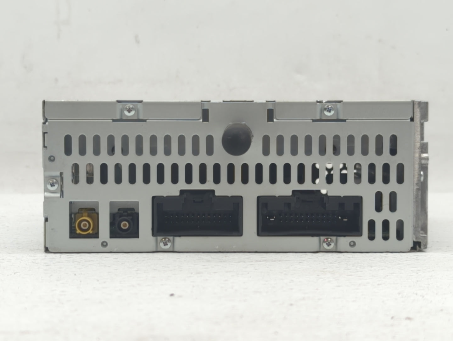 2013-2013 Ford Explorer Am Fm Cd Player Radio Receiver - Oemusedautoparts1.com