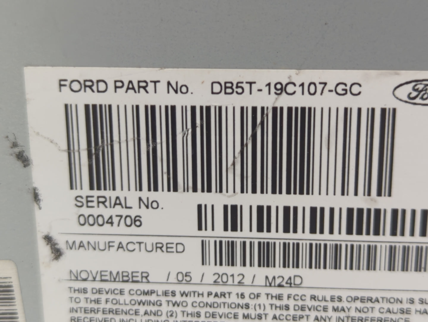 2013 Ford Explorer Radio AM FM Cd Player Receiver Replacement P/N:DB5T-19C107-GA DB5T-19C107-GB, DB5T-19C107-GC Fits OEM Use
