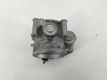 2011-2019 Ford Explorer Throttle Body P/N:2K1613A-0799 AT4E-9F991-EL Fits Fits 2011 2012 2013 2014 2015 2016 2017 2018 2019 OEM Used Auto Parts