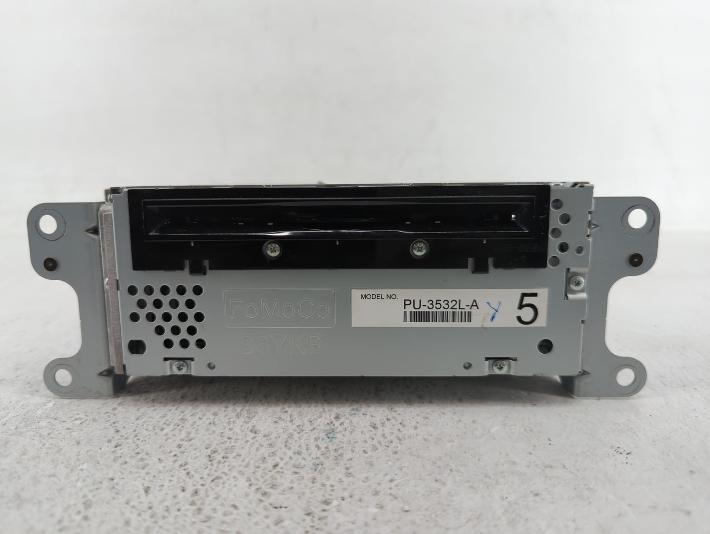 2013-2013 Ford Explorer Am Fm Cd Player Radio Receiver - Oemusedautoparts1.com
