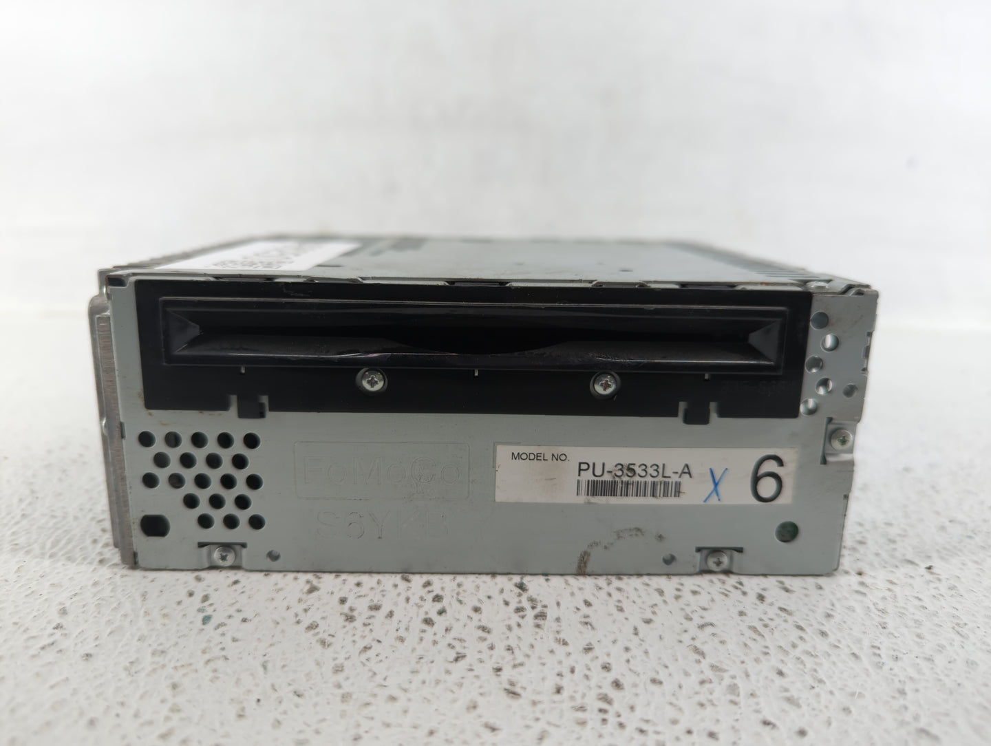 2013 Ford Explorer Radio AM FM Cd Player Receiver Replacement P/N:DB5T-19C107-CC Fits OEM Used Auto Parts - Oemusedautoparts