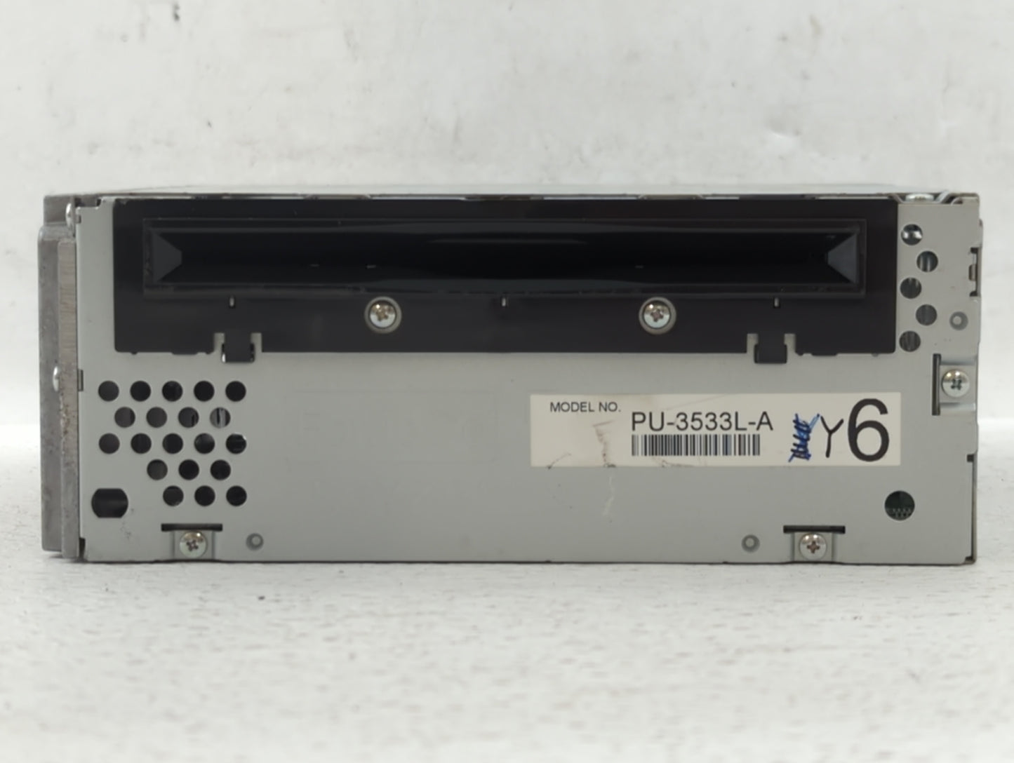 2013-2013 Ford Explorer Am Fm Cd Player Radio Receiver - Oemusedautoparts1.com