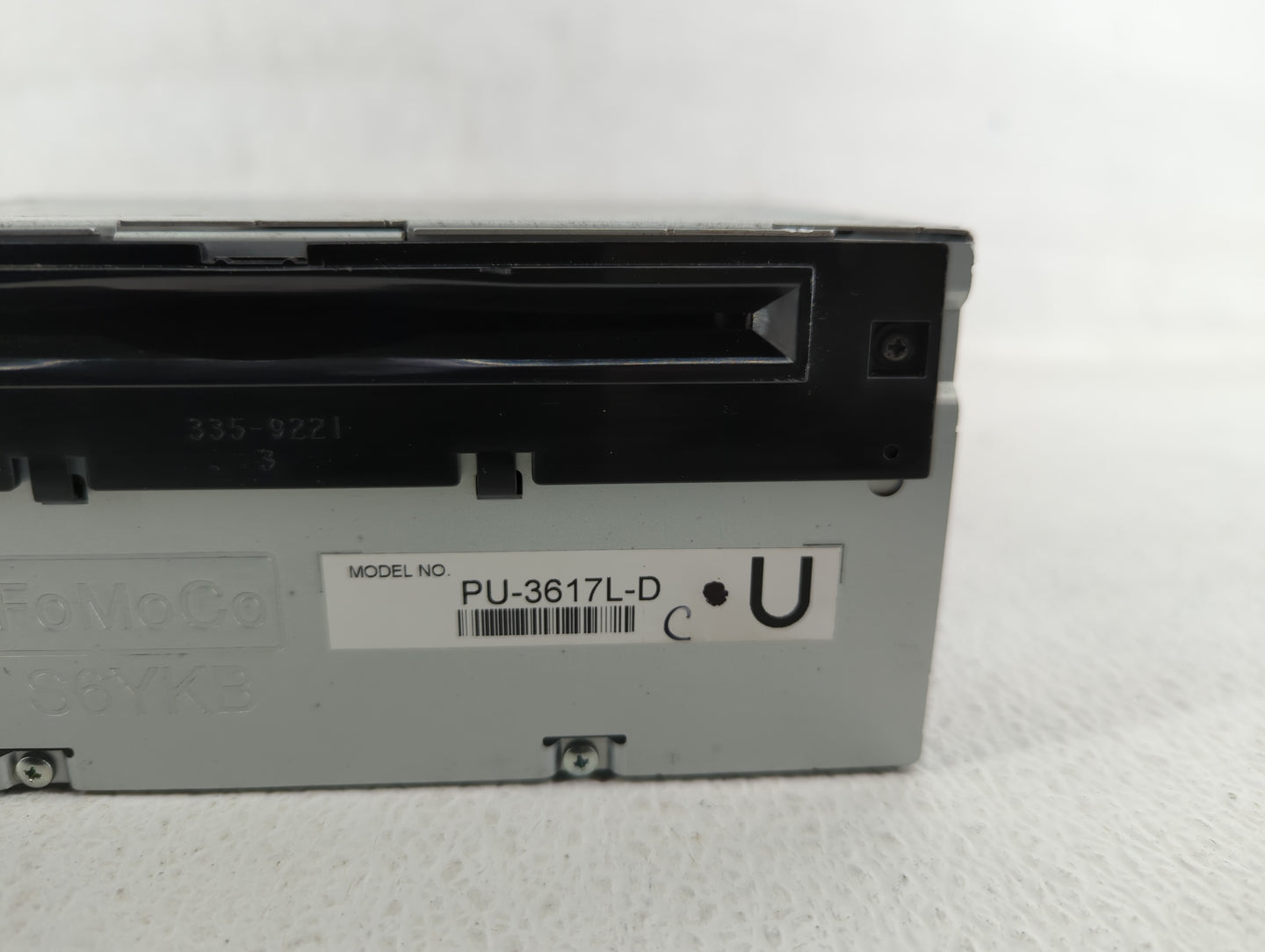 2013-2013 Ford Explorer Am Fm Cd Player Radio Receiver - Oemusedautoparts1.com